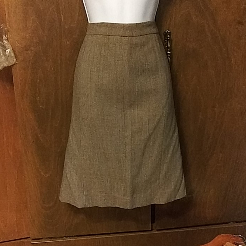 NWOT ANN TAYLOR TAN BROWN WOOL SKIRT